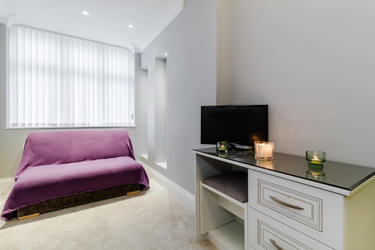 Brooklyn House Barnet